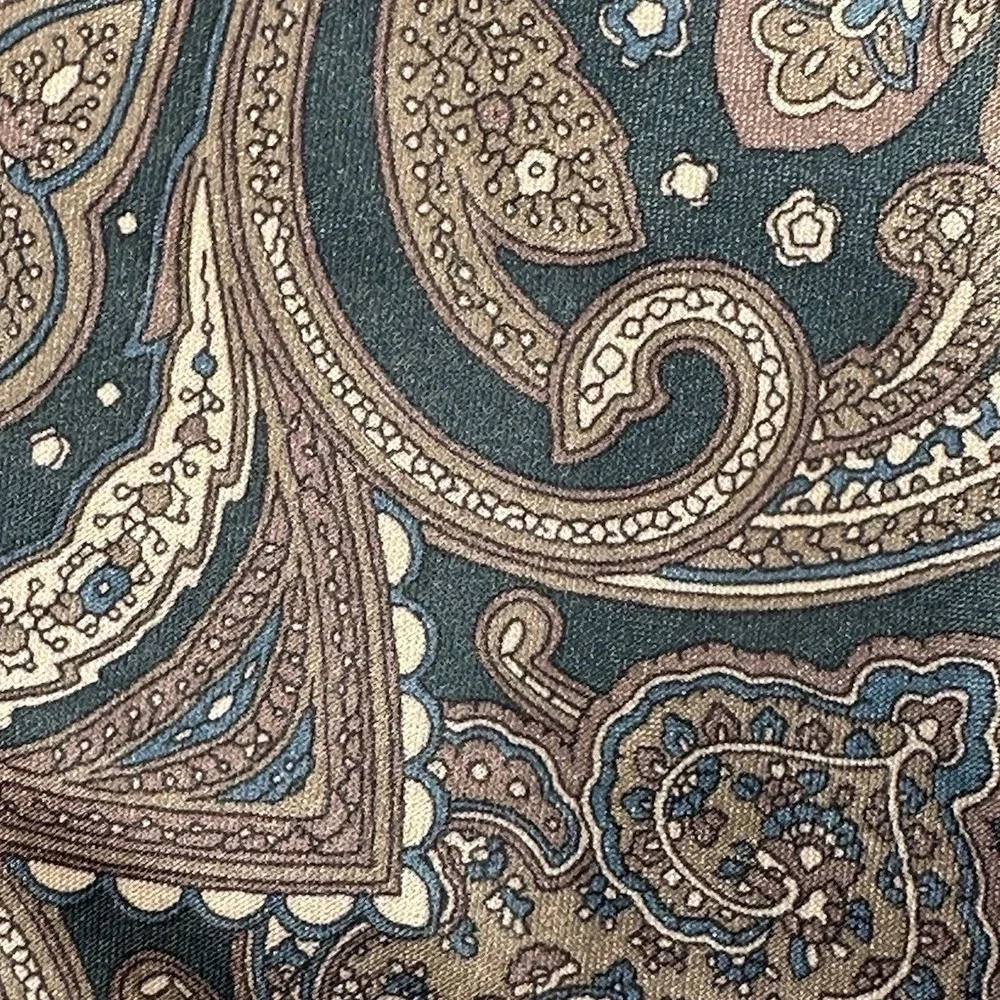 John Weitz Mens Tie Green Gold Paisley Polyester Silk Blend Made In USA